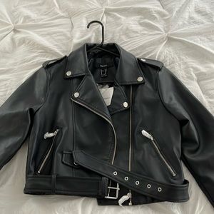 Forever 21 black size medium jacket